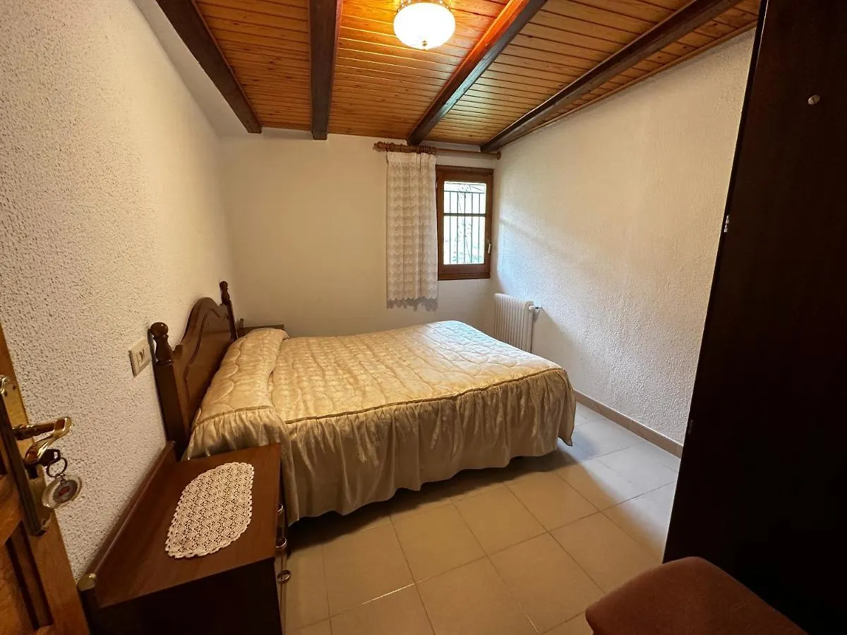 Apartament Casa Sastre Espot 0*,